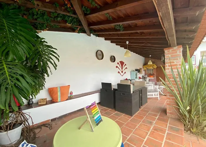 Aldeamento Turístico Páteo Do Duque *